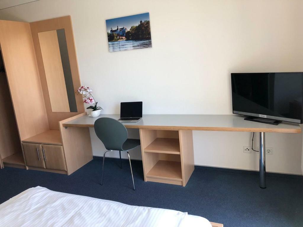 Sporthotel Neuburg Neuburg an Der Donau Eksteriør billede